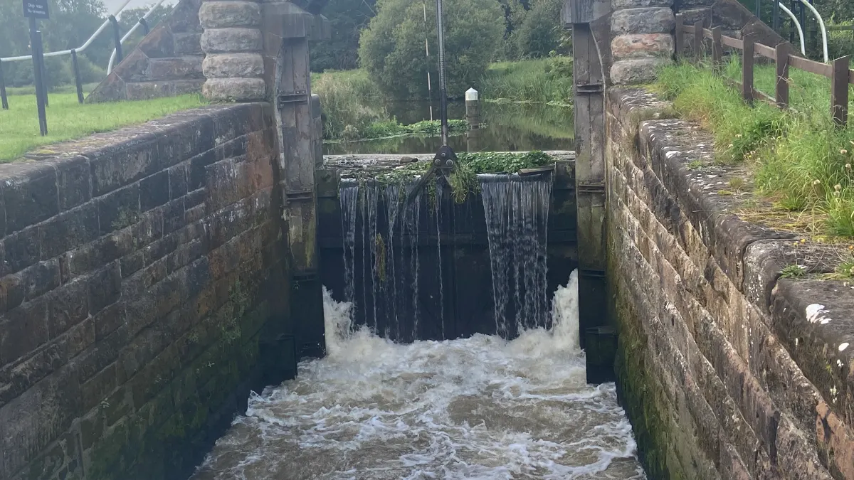 On the Winsford to Hunts Lock on the Weaver Way route