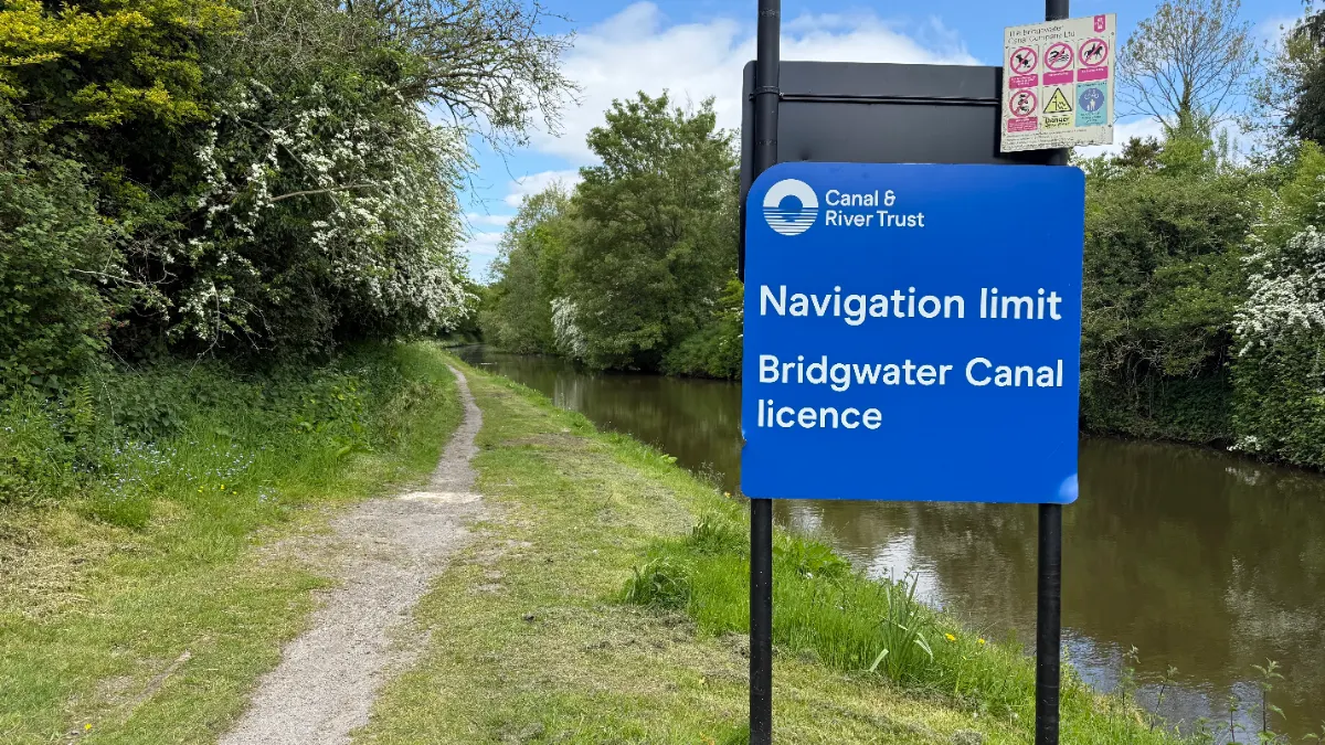 On the The End of the Trent and Mersey Canal route